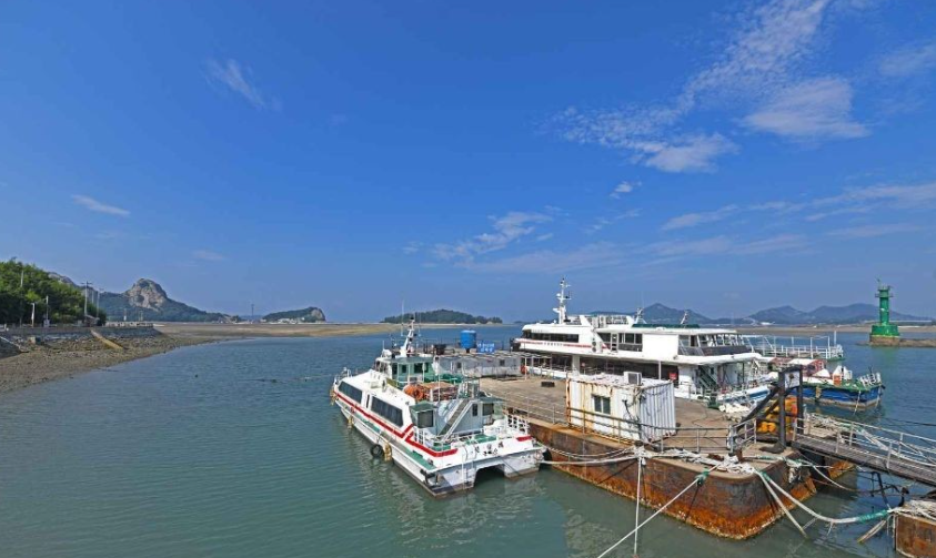 캔디투어[부산경남출발]전라남북도 한바퀴 먹방투어+단풍 트레킹 1박 숙박 식사 가을버스여행