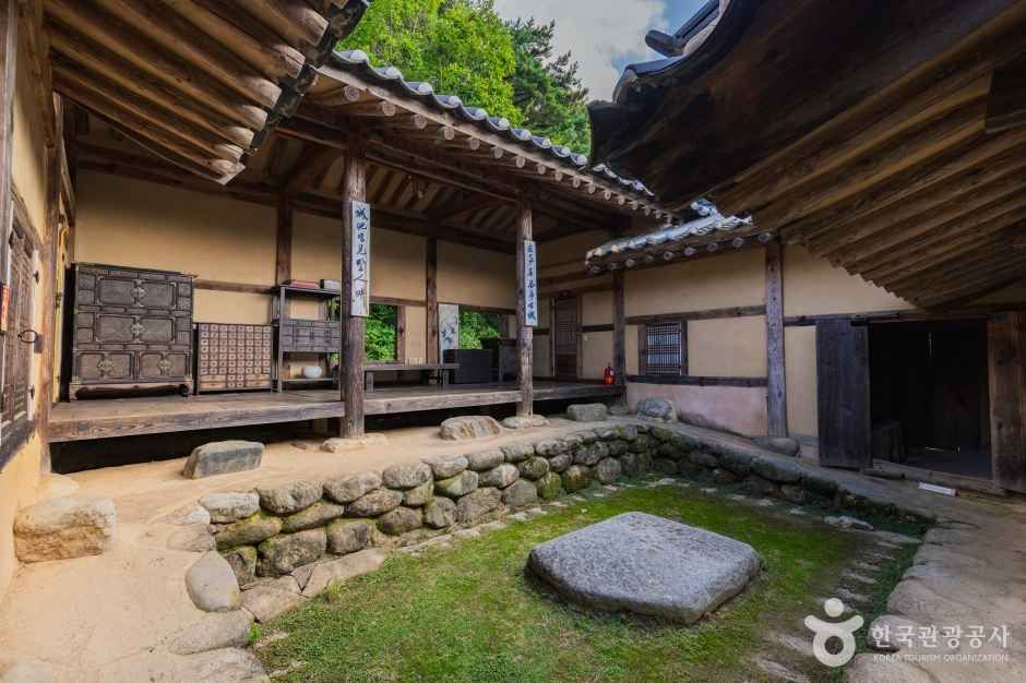 캔디여행사[부산출발]단양팔경 유람선+영주 소수서원&선비촌 당일여행